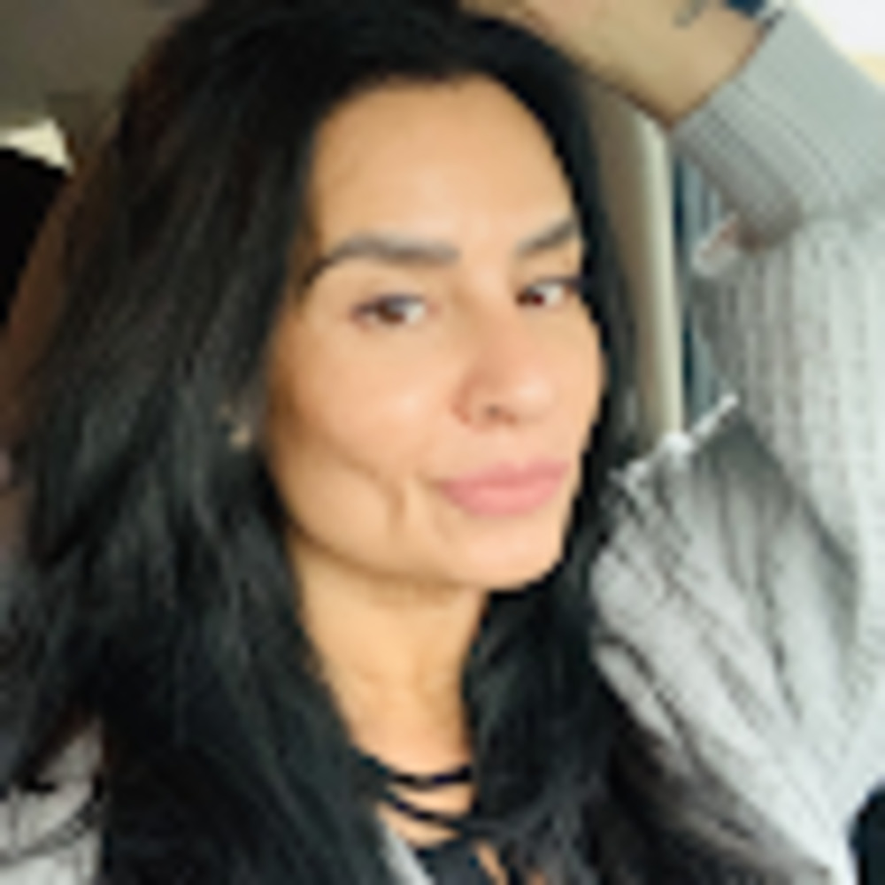 Meet your Posher, Reyna